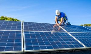 Installation et mise en production des panneaux solaires photovoltaïques à Vergeze